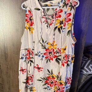 White Floral Sleeveless Lace-Up Summer Dress